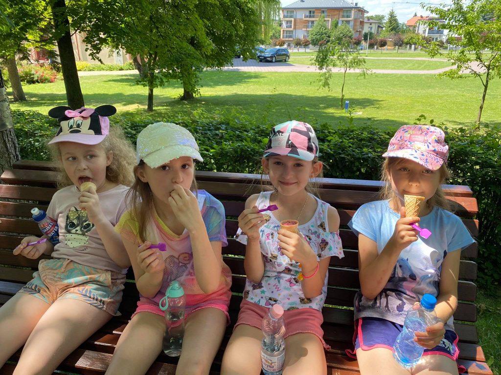 Wakacje w mieście 8 213040326 209000467787951 393930425738515877 n - Helen Doron English