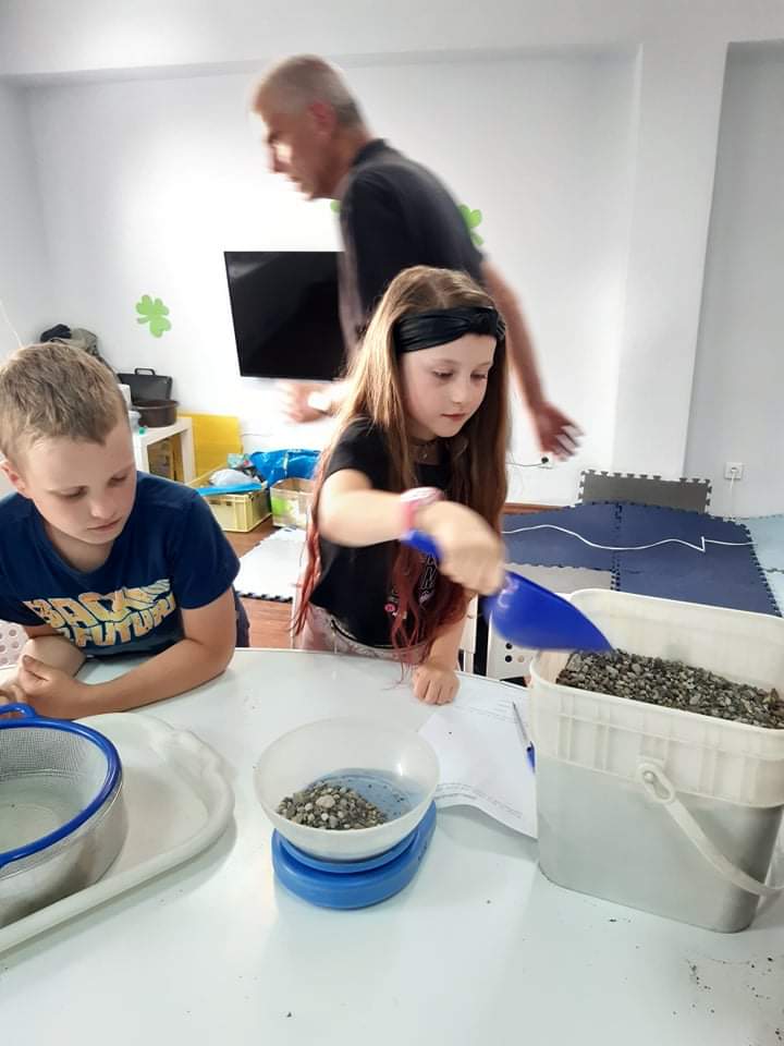 received 330940298697960 - Helen Doron English