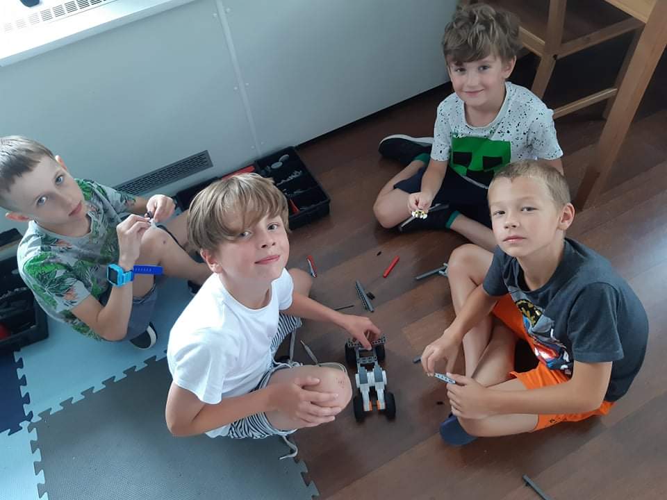 received 807892090088321 - Helen Doron English
