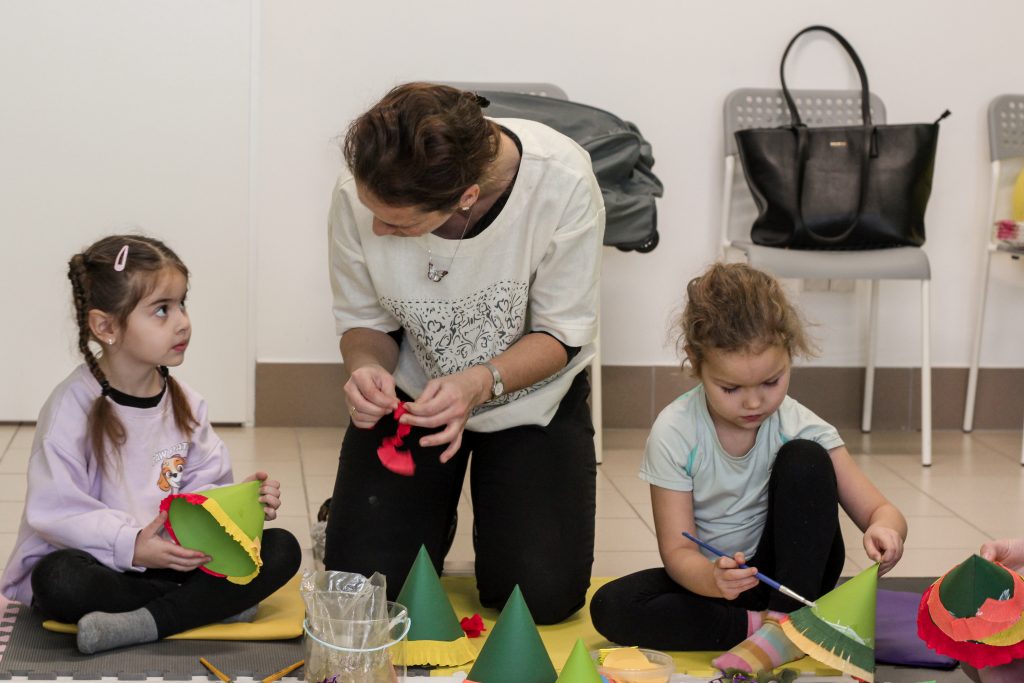 1639248089503 - Helen Doron English
