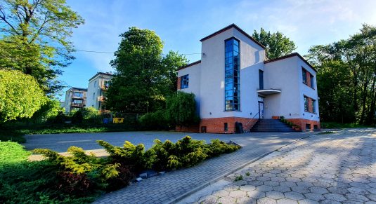 Szkoła języka angielskiego dla dzieci i młodziezy