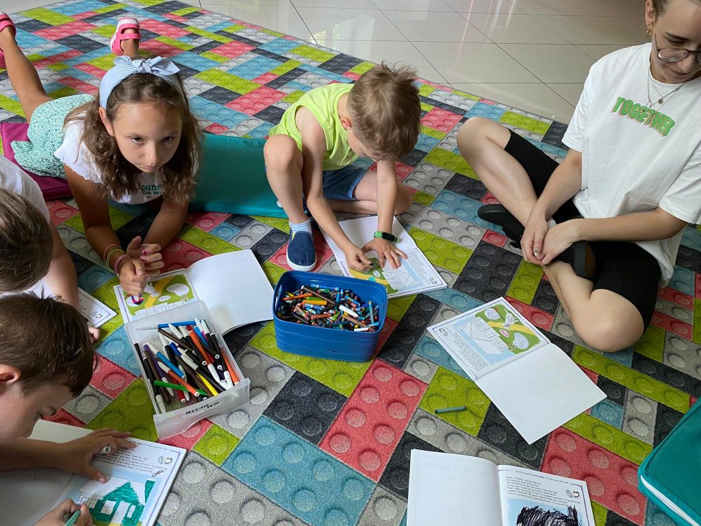 Warsztaty letnie dla dzieci, czyli przygoda naukowo-językowa w dobrym towarzystwie 5 Półkolonie w Chorzowie