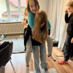 Angielski w Helen Doron Ząbki to nie tylko nauka to również zawieranie przyjaźni.