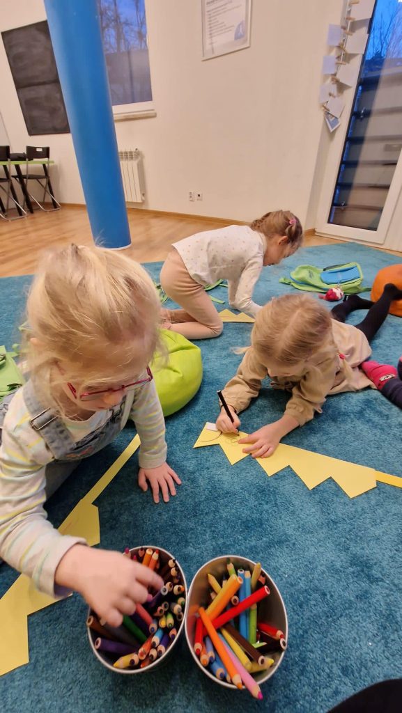 Angielski dla dzieci w Skawinie od 3 miesiąca życia: Dlaczego tak wcześnie? 5 Angielski dla dzieci w Skawinie od 3 miesiąca życia