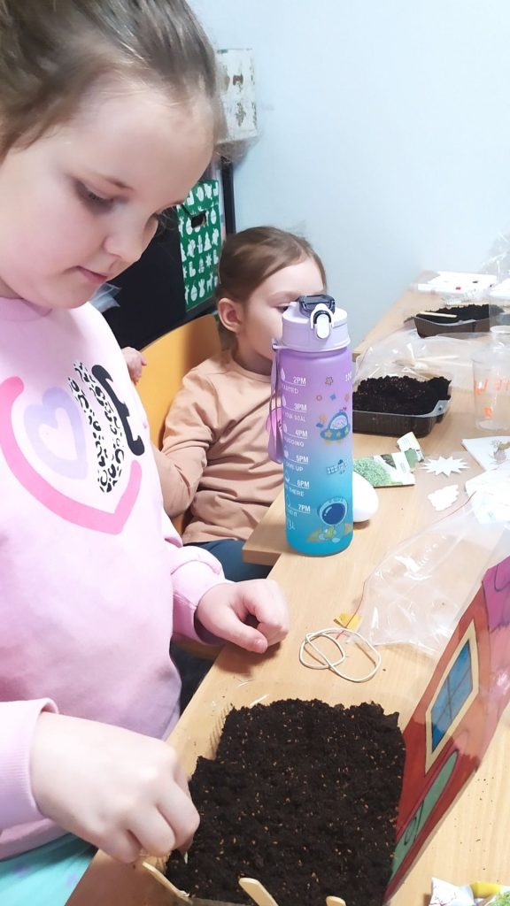 🐣 Relacja z warsztatów wielkanocnych 2026 🐣 127 37 - Helen Doron English