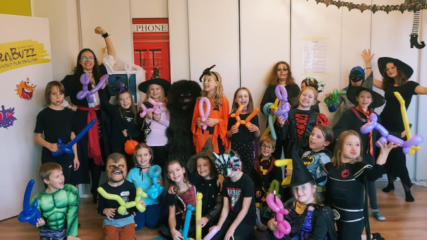 Zajęcia dodatkowe dla dzieci w Skawinie - Bal Halloween w Helen Doron Skawina