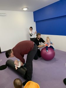 W poszukiwaniu zajęć dodatkowych dla dzieci – czyli dlaczego warto spróbować angielskiego metodą Helen Doron 3 IMG 2849 - Helen Doron English