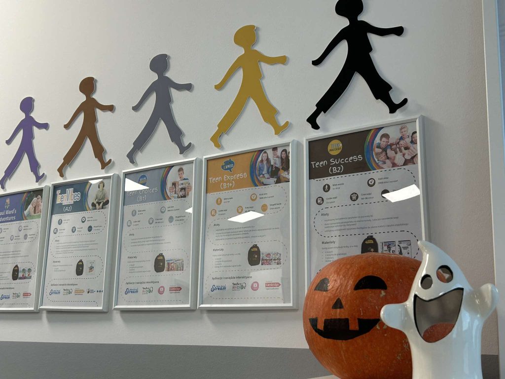 Halloween! 5 462554245 2680220219034859 5548256413353188238 n - Helen Doron English