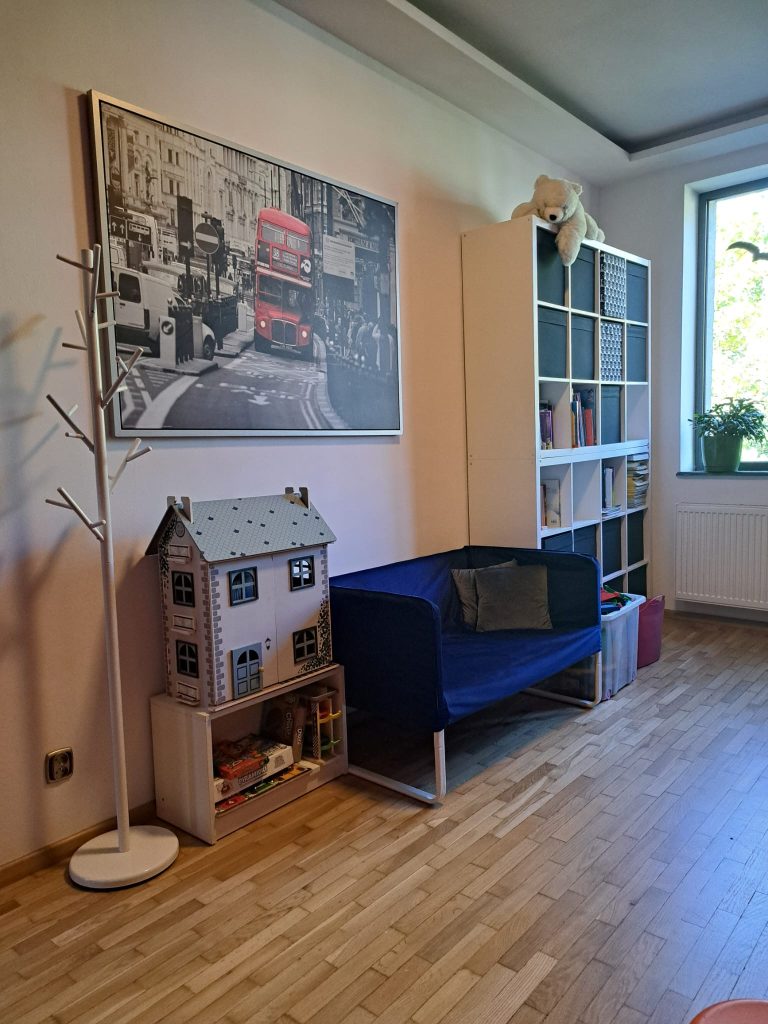 Szkoła językowa Chorzów – najlepsze kursy dla dzieci 15 Biblioteczka w szkoła językowa Chorzów