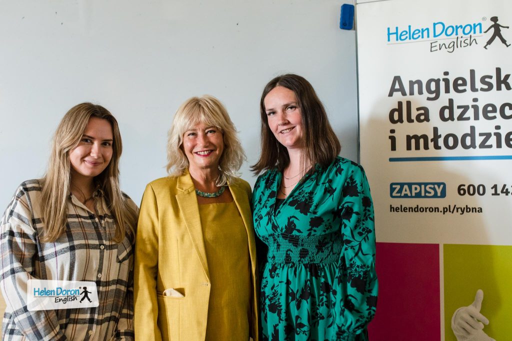 Dlaczego nauka języka angielskiego w grupie metodą Helen Doron Niepołomice jest lepsza od korepetycji indywidualnych? 3 HelenwPolsce 40 1 - Helen Doron English