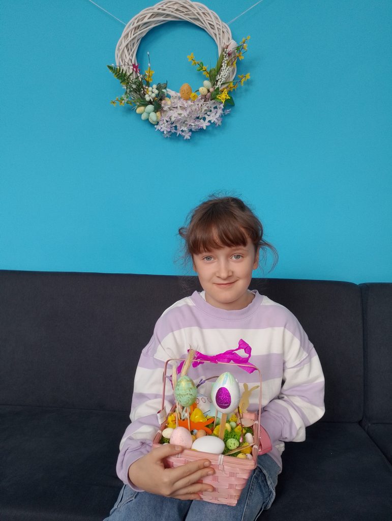🐣 Relacja z warsztatów wielkanocnych 2026 🐣 52 IMG 20250405 112036 - Helen Doron English