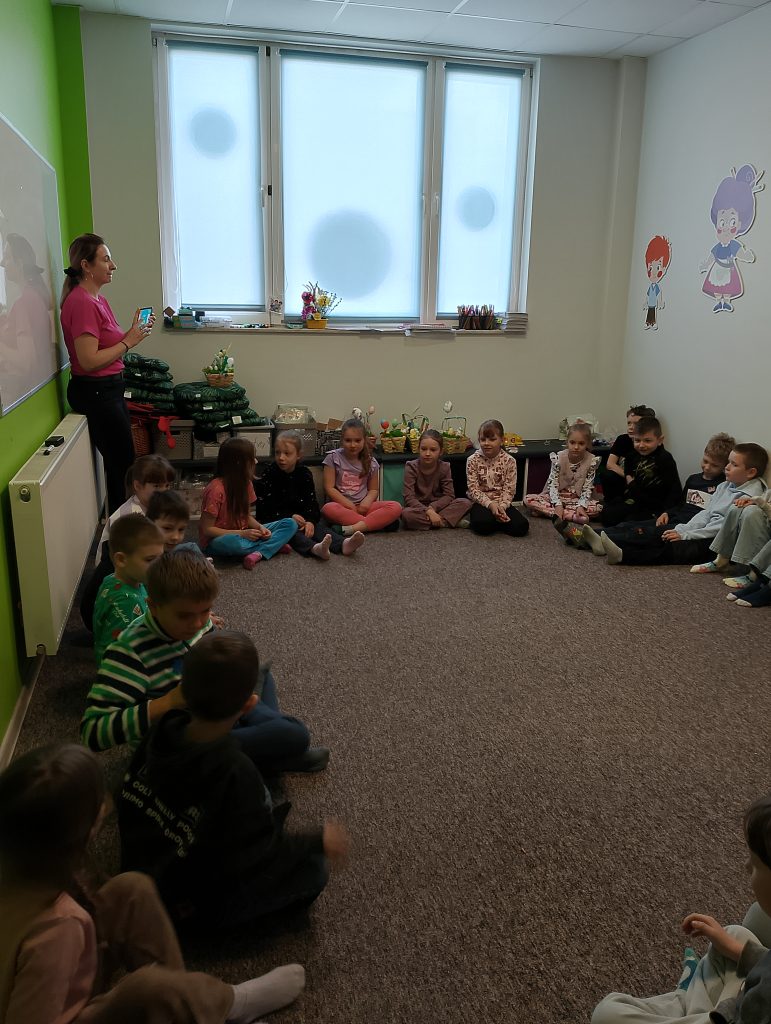🐣 Relacja z warsztatów wielkanocnych 2026 🐣 79 IMG 20250405 114659 - Helen Doron English