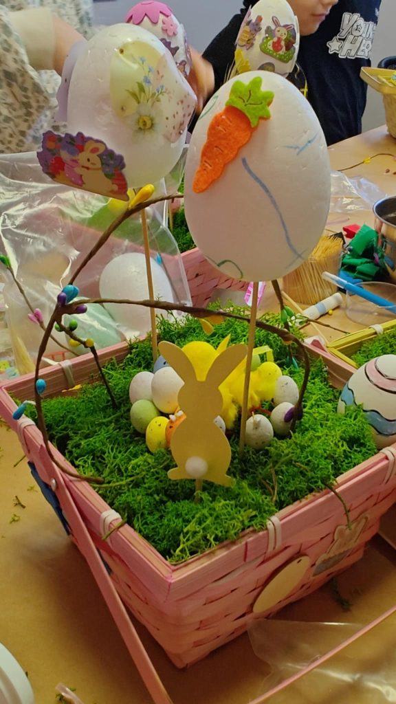 🐣 Relacja z warsztatów wielkanocnych 2026 🐣 44 b515d971 aa11 48b4 9830 0ce2010bd7de - Helen Doron English