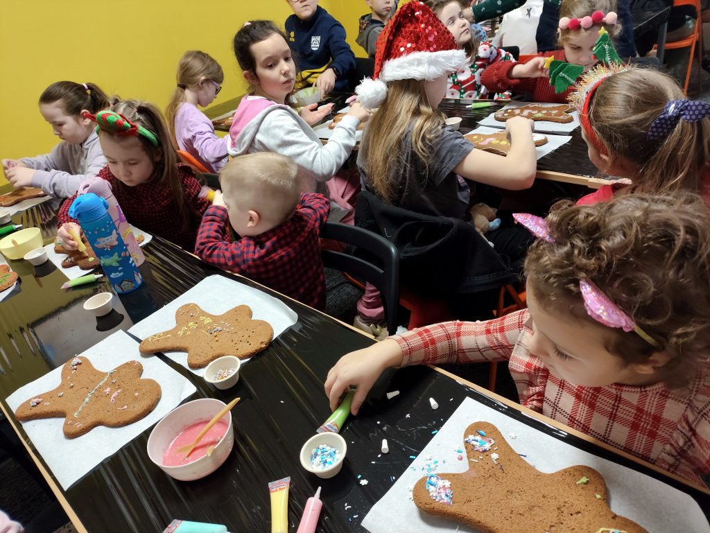 🎄Warsztaty świąteczne🎄 8 IMG 20251206 102307 - Helen Doron English