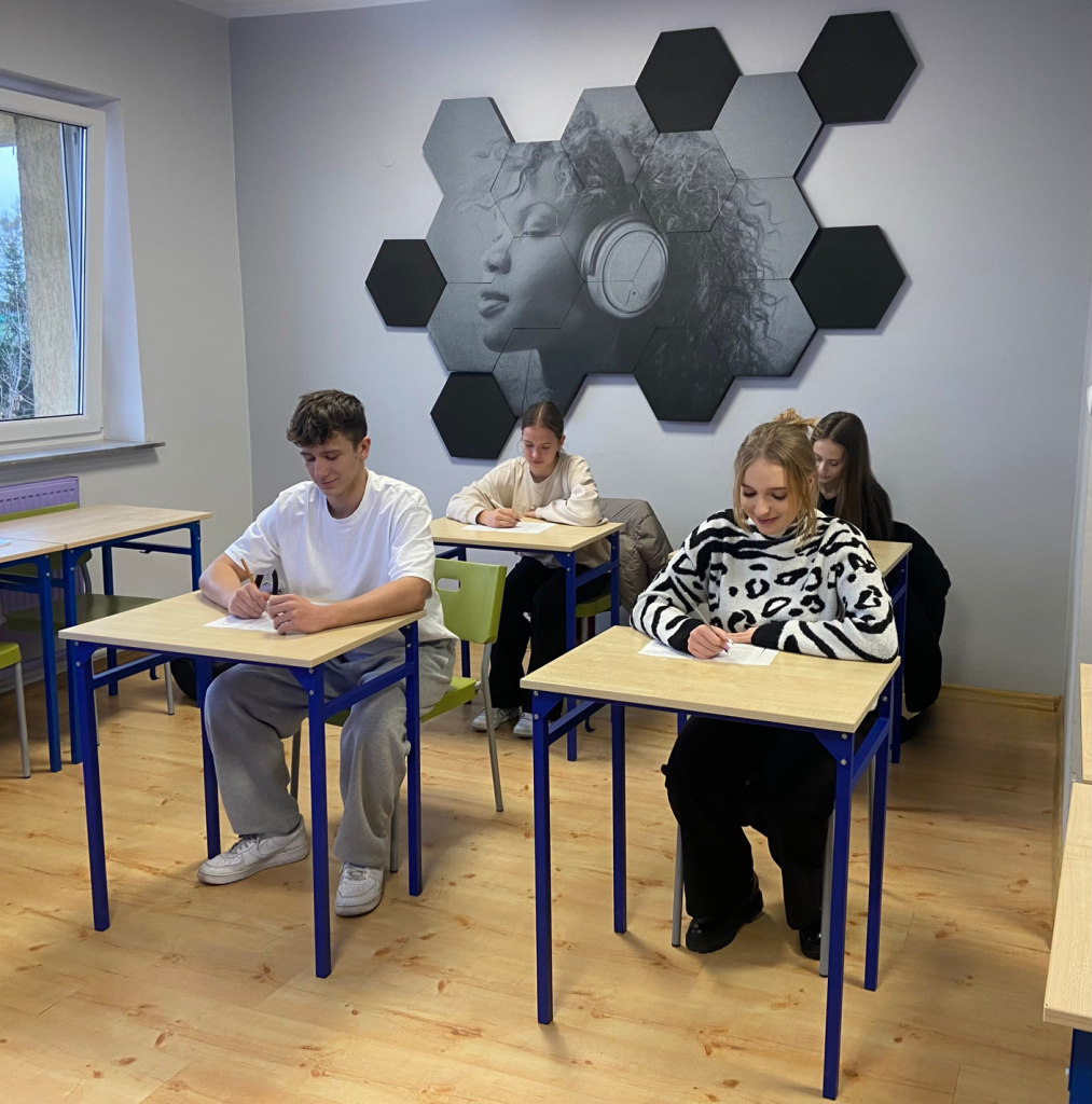 Egzaminy Cambridge w naszej szkole 7 Projekt bez nazwy 1 - Helen Doron English