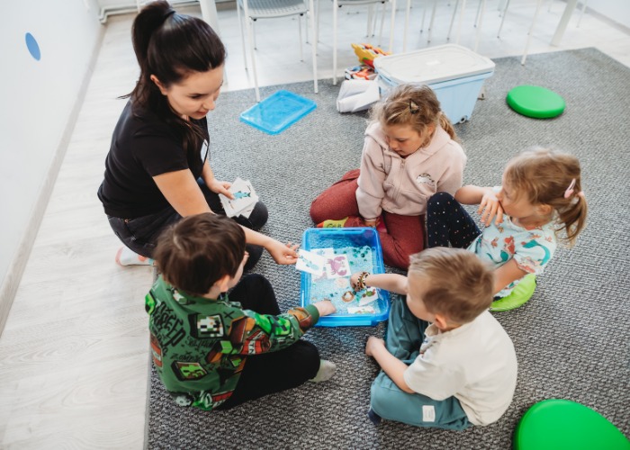 Dlaczego rodzice z Jeleniej Góry coraz częściej zapisują dzieci na angielski? 3 IMG 20260225 WA0008 - Helen Doron English
